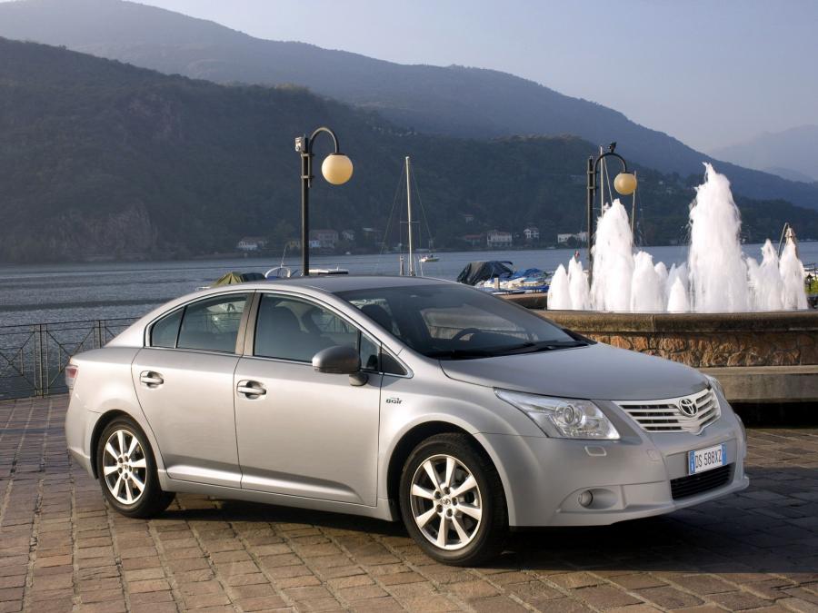  Toyota Avensis Sedan 2008 года  (фото 31 из 57)